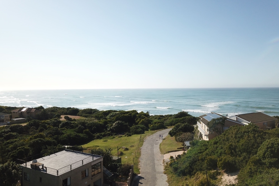 0 Bedroom Property for Sale in Paradise Beach Eastern Cape